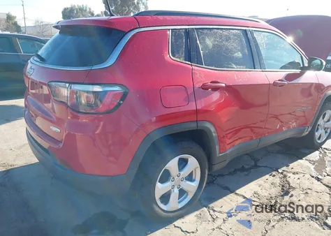 2018 Jeep Compass Latitude 4X4 z USA, uszkodzony, nr VIN 3C4NJDBB3JT222318